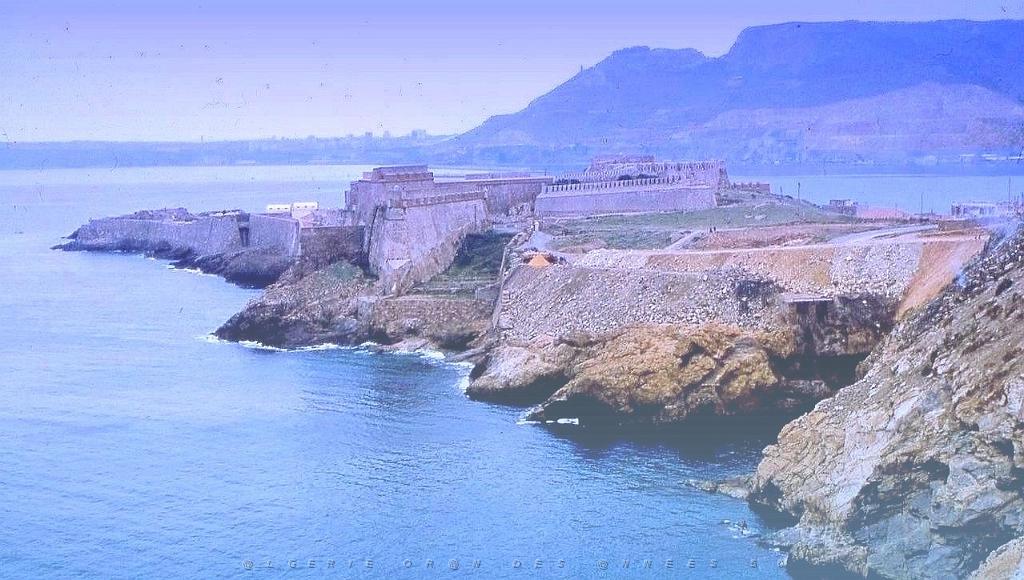 CD ei- 065- Mers-el-kebir- Fort ouest.JPG